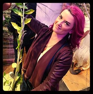 Meet your Posher, Jolene